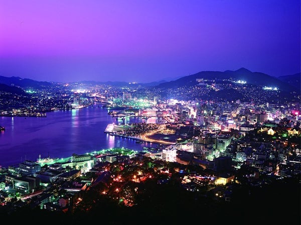 ■【世界新三大夜景の見学ツアー付】稲佐山からの1,000万ドルの夜景を見に行こう!<2便目利用>ホテルニュー長崎3泊4日1